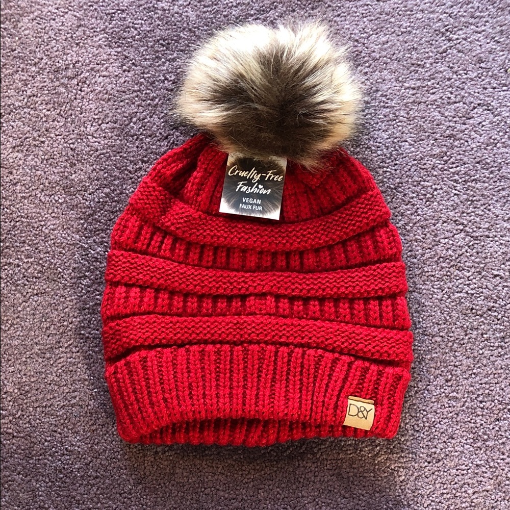 D&Y Kids Red Knit Beanie with Faux Fur Pom-Pom